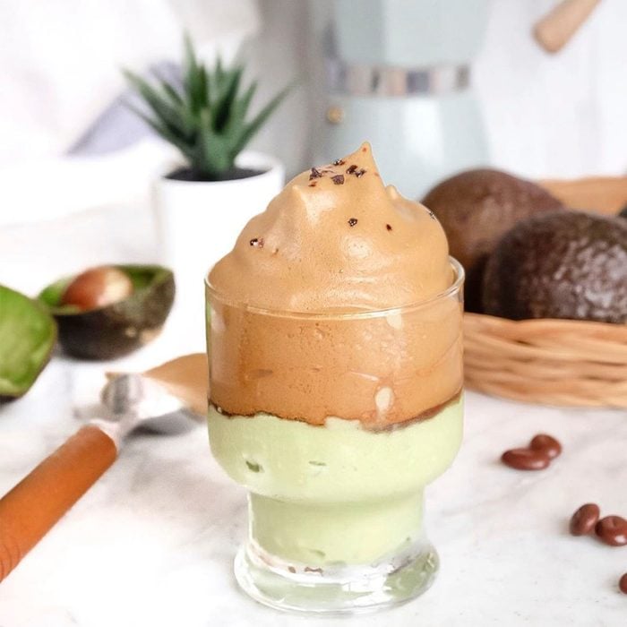 Whipped avocado dalgona