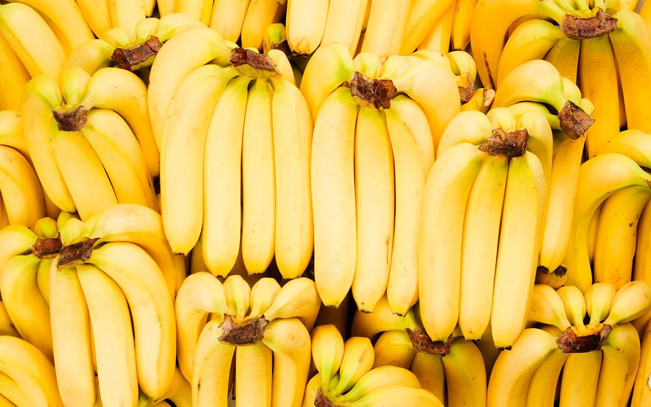 How to Keep Bananas Fresh So They Last Longer | Taste of Home