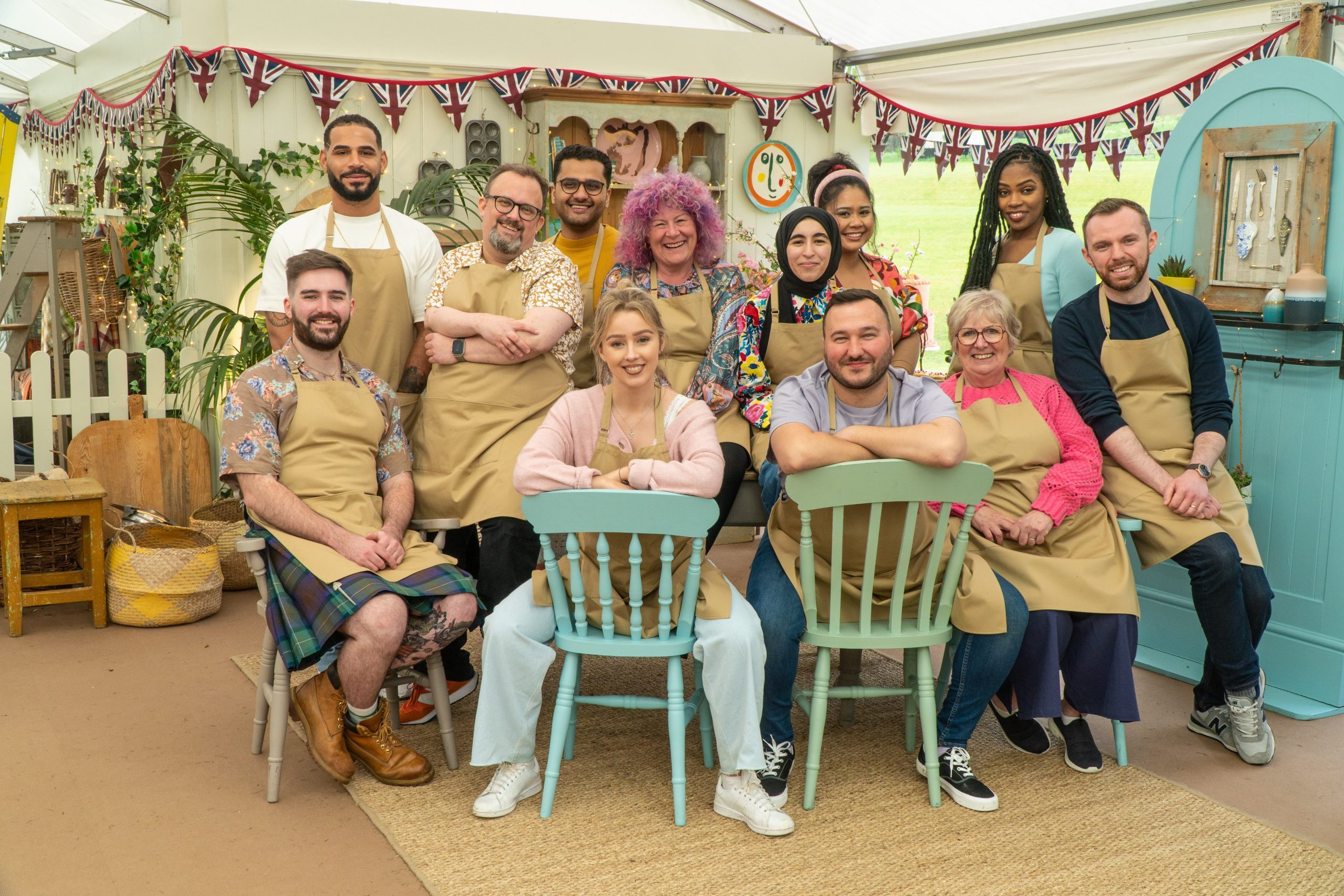 https://www.tasteofhome.com/wp-content/uploads/2020/09/74086_S6_The-Great-British-Bake-Off-S6-17-scaled.jpg