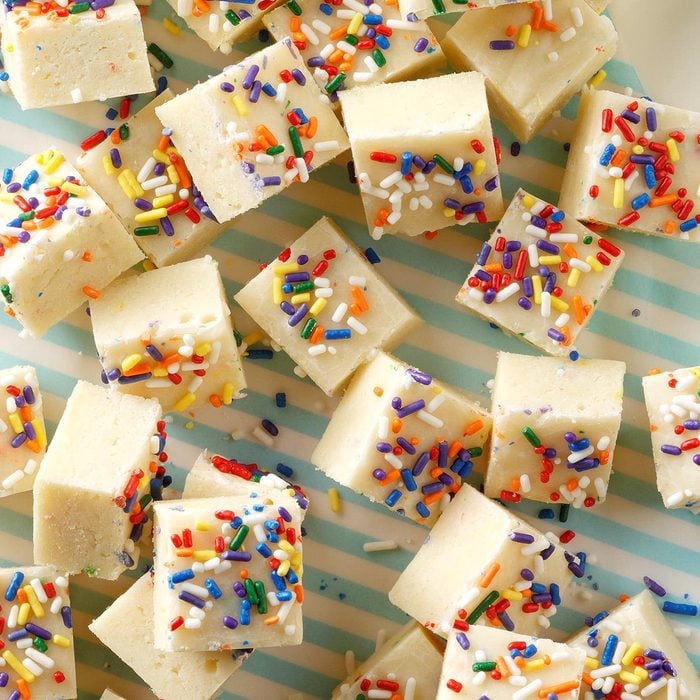 Birthday Cake Fudge Exps Tohcom21 257224 G11 19 4b