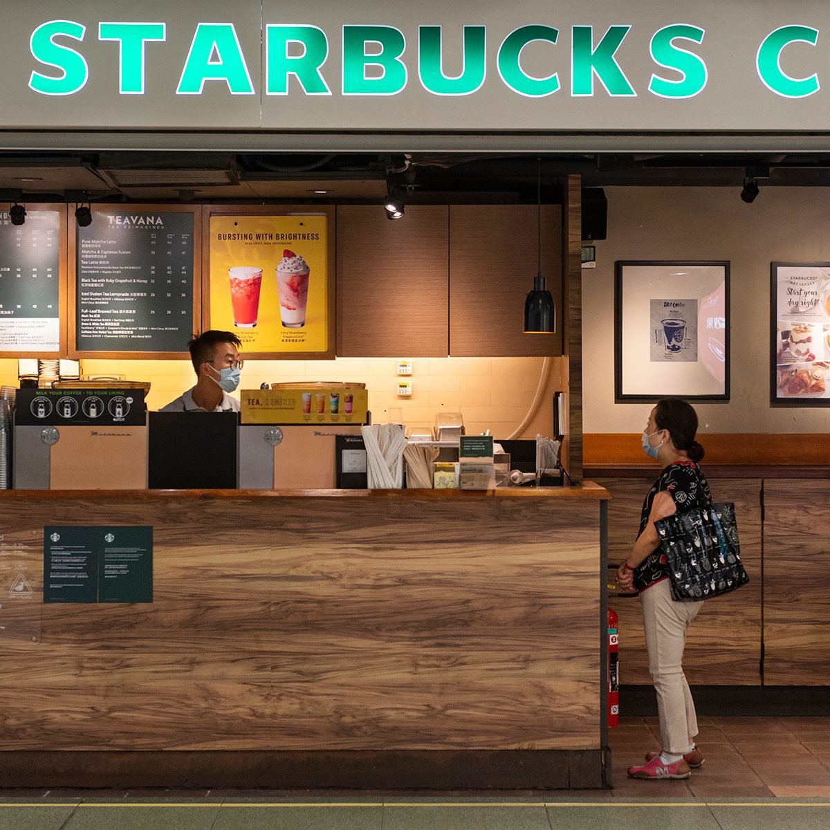 HONG KONG, CHINA - 2020/07/07: American multinational chain Starbucks Coffee store seen in Hong Kong. (Photo by Budrul Chukrut/SOPA Images/LightRocket via Getty Images)