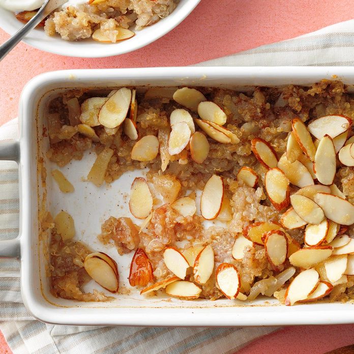 Quinoa-Pear Breakfast Bake