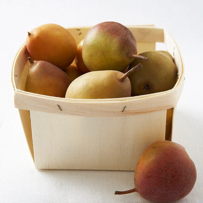 fresh seckel pears