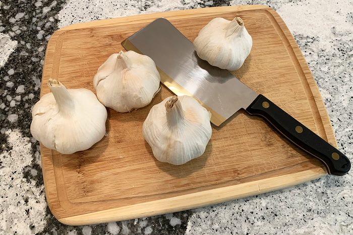 TikTok Garlic Peeling Hack