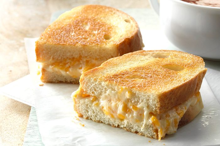Grilled Cheese with Mayo Hack