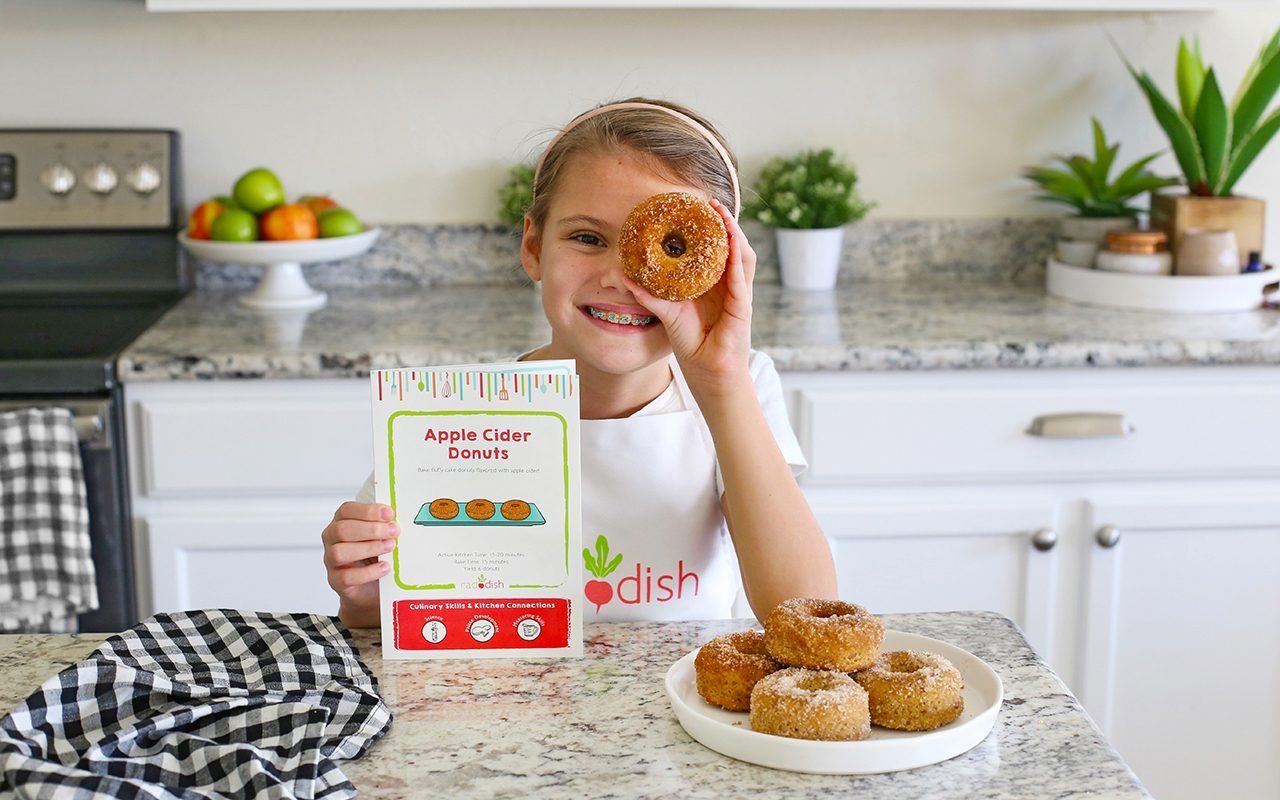 Review: Raddish Kids Cooking Kit Helps Kids Enjoy Time in the Kitchen