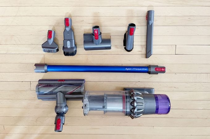 Vacuum + Attachments Dyson V11