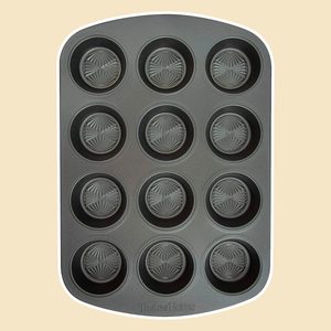 Taste of Home 12-cup Non-Stick Metal Muffin Pan