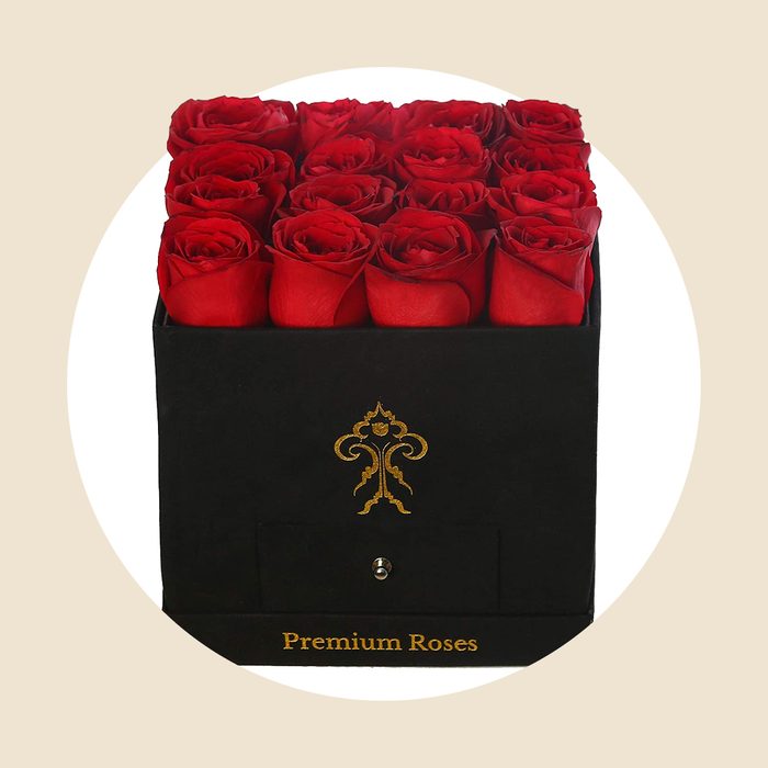 Premium Roses| Real Roses That Last A Year