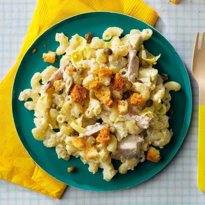 Chicken Caesar Macaroni Salad Exps Tohjj21 258991 E02 03 5b