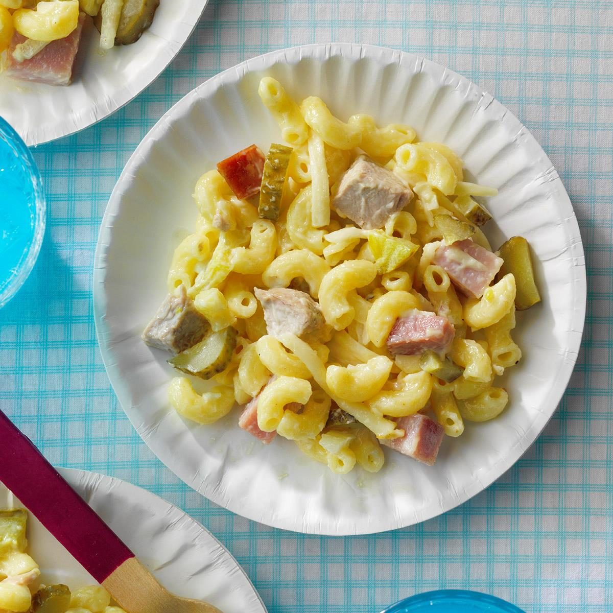 Cubano Macaroni Salad Exps Tohjj21 258989 E02 03 4b