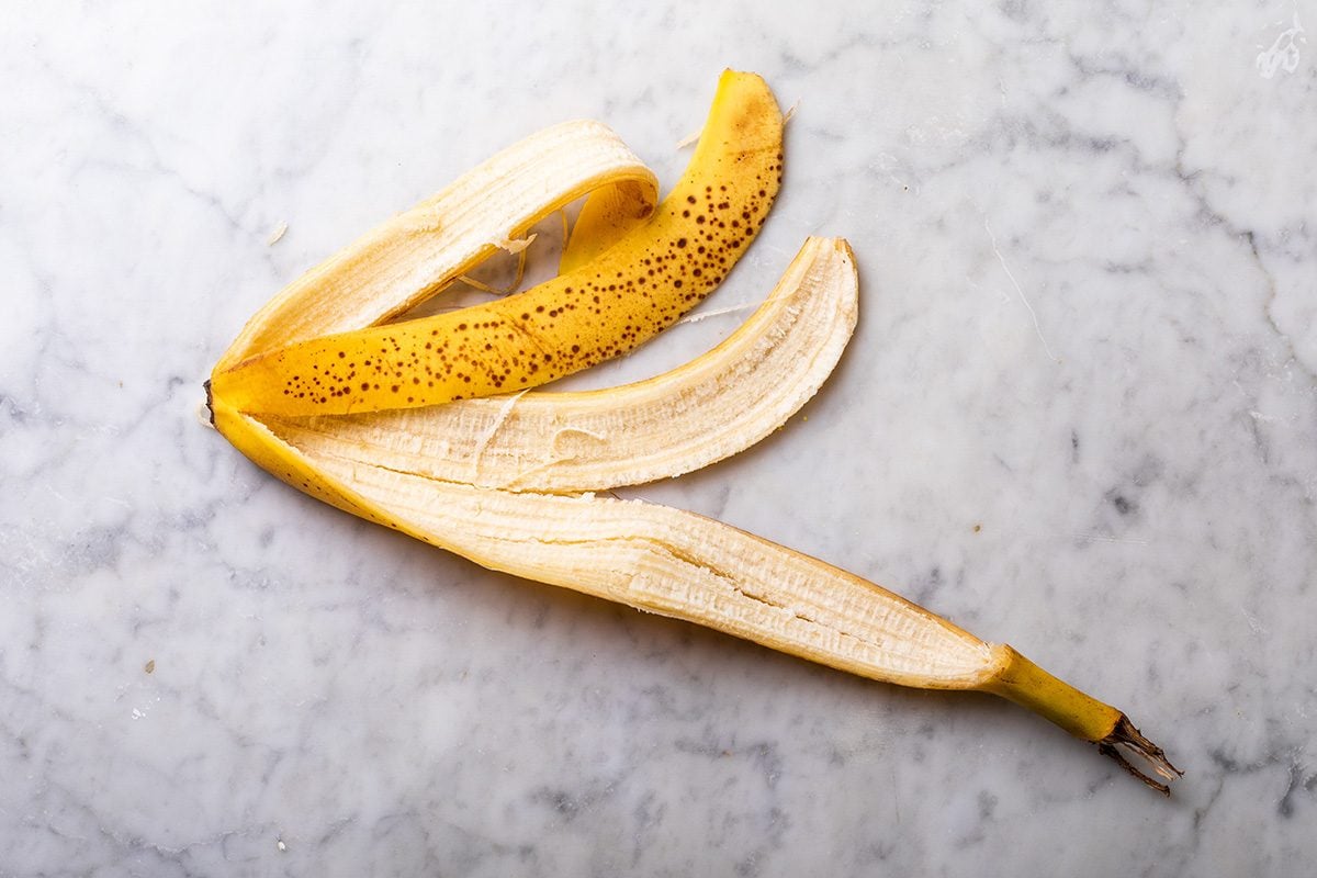 This Viral Video Shows You How to Make DIY Banana Peel Fertilizer