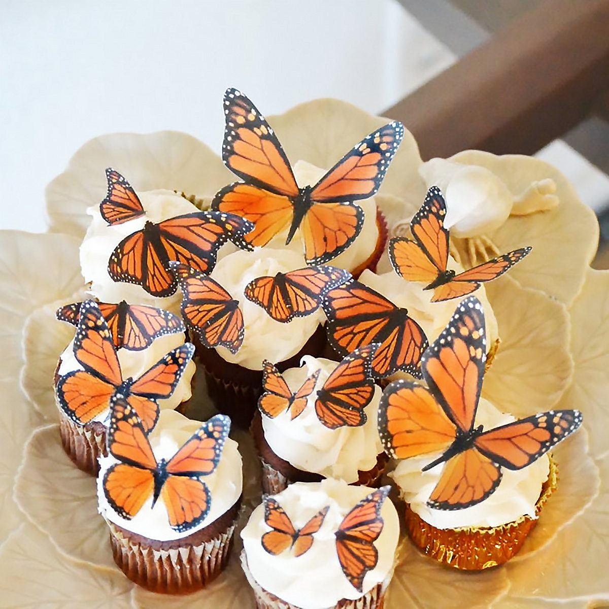 24 x Gorgeous Gold Coloured Butterflies Edible Decorations Cup Cake Toppers 