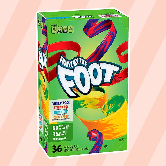 Betty Crocker Fruit Snacks Fruit By The Foot Strawberry/Berry Tie-Dye/Color By The Foot, 27 Oz, 36Count
