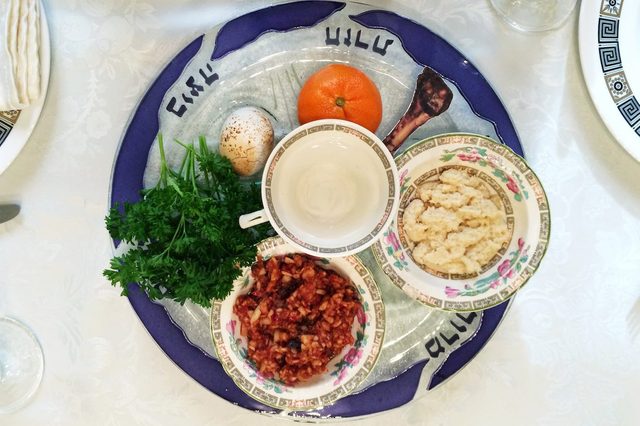 A Passover seder plate that includes an orange, which is a feminist and LGBTQ-friendly Passover tradition.