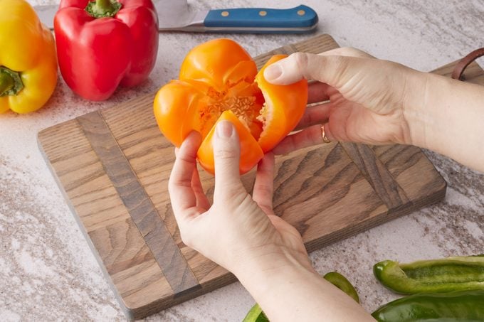 Tohcom23 Pu6007 Dr 03 07 15b How To Cut A Bell Pepper Without Any Waste