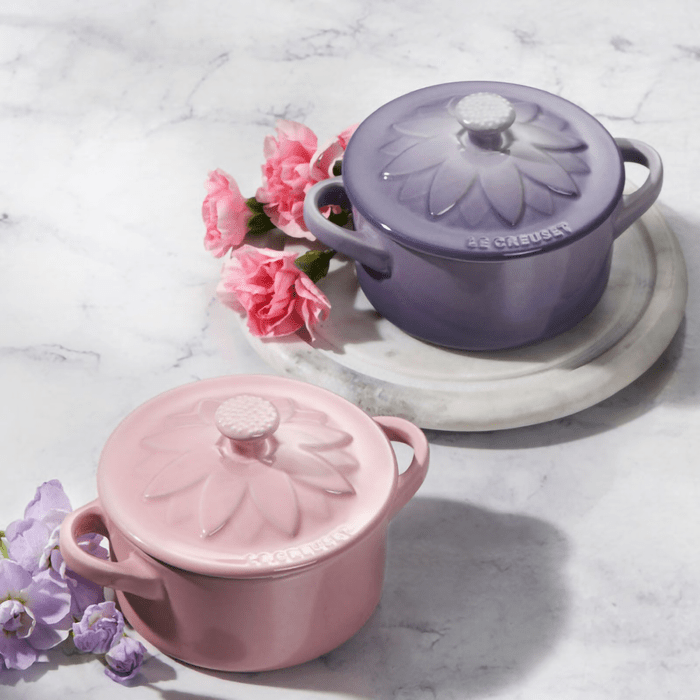 https://www.tasteofhome.com/wp-content/uploads/2021/03/le-creuset-mini-cocotte-flower-lid-via-lecreuset.com-ecomm.png?fit=700%2C700