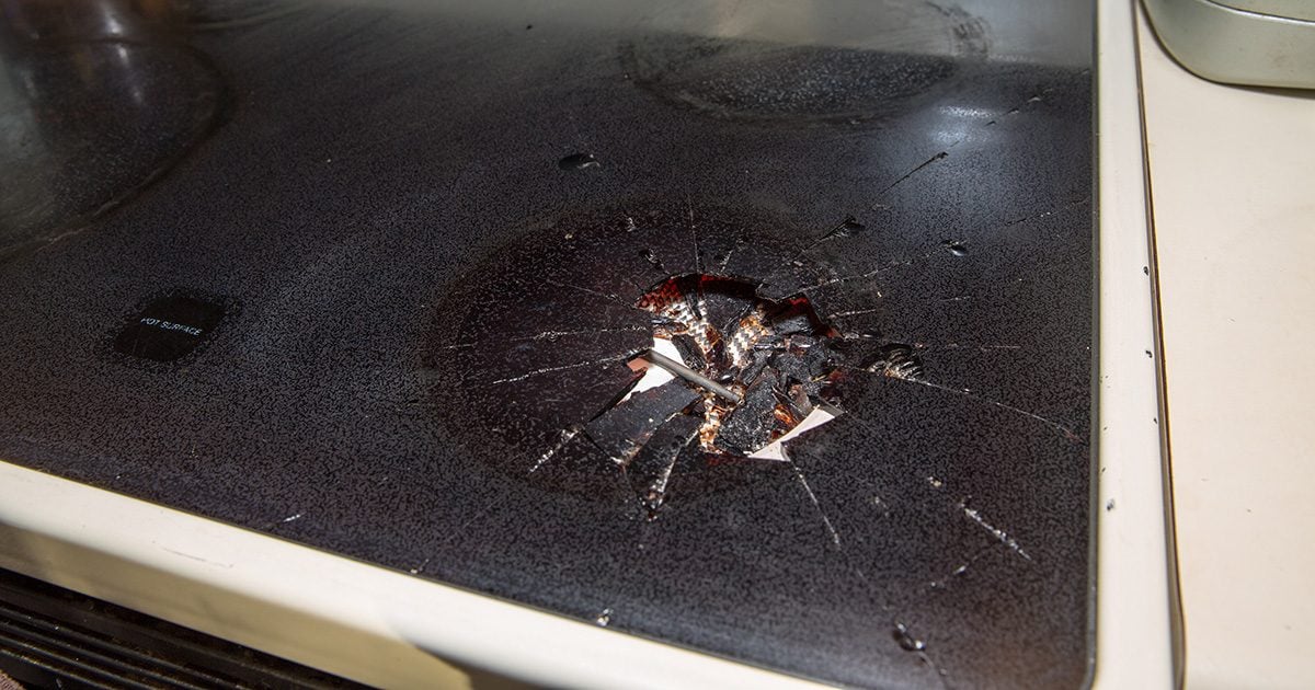 Here's How to Avoid a Shattered Glass Stovetop