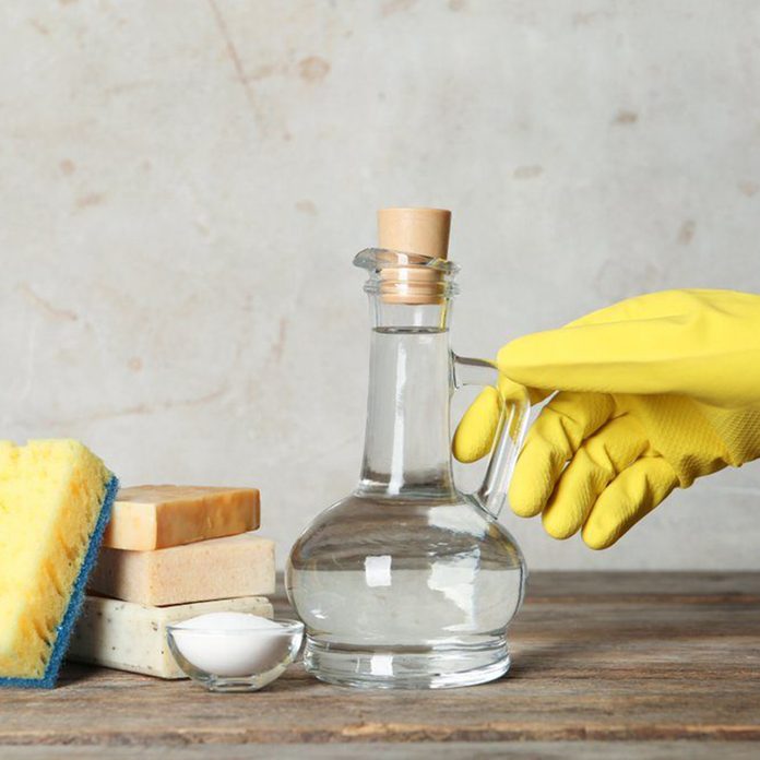 13 Tricks To Remove Grease Stains 1