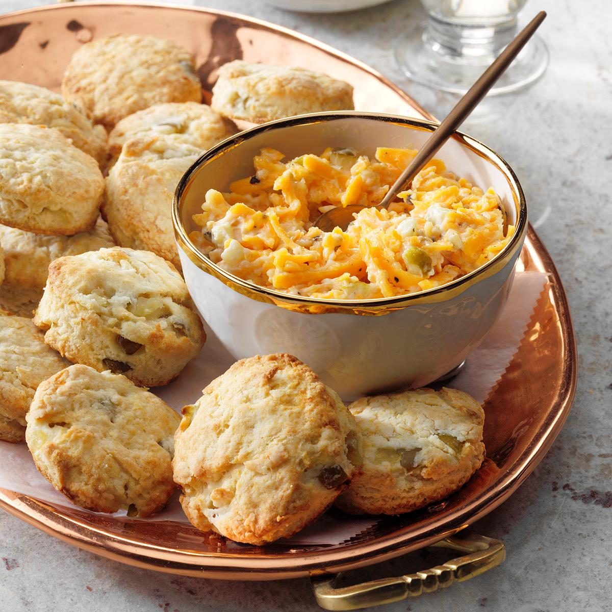 Biscuits with Southern Cheese Spread