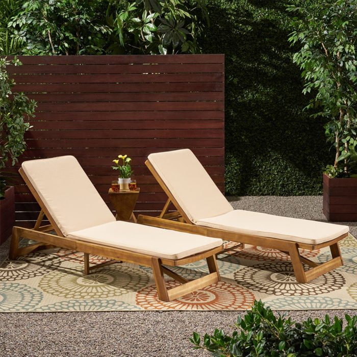 Chaise Lounge Chairs