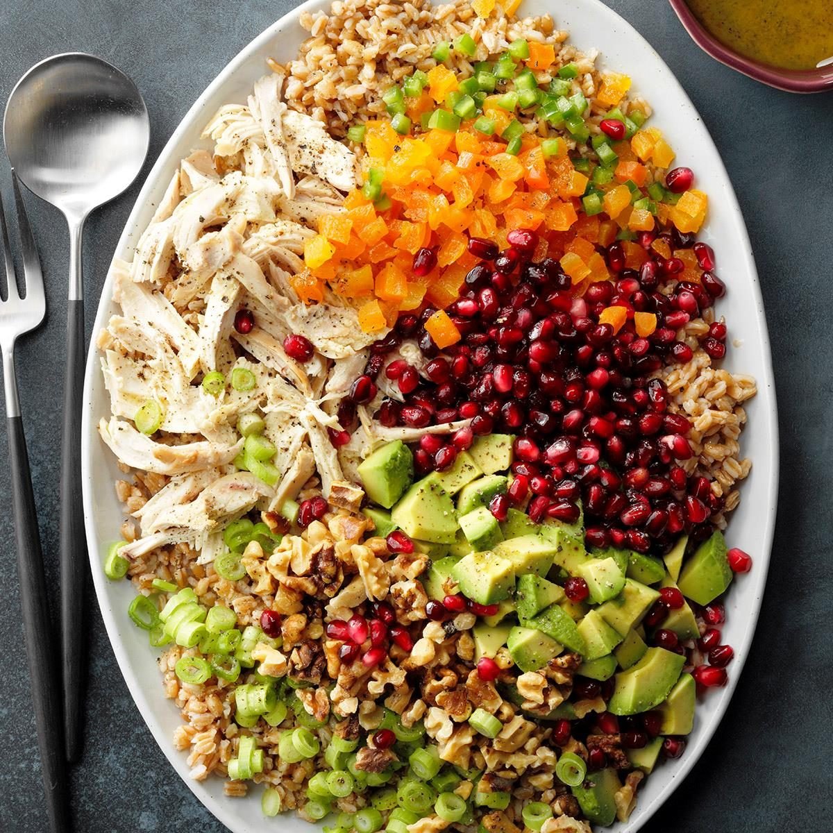 Pomegranate Chicken Farro Salad Exps Hca20 176125 E08 20 2b