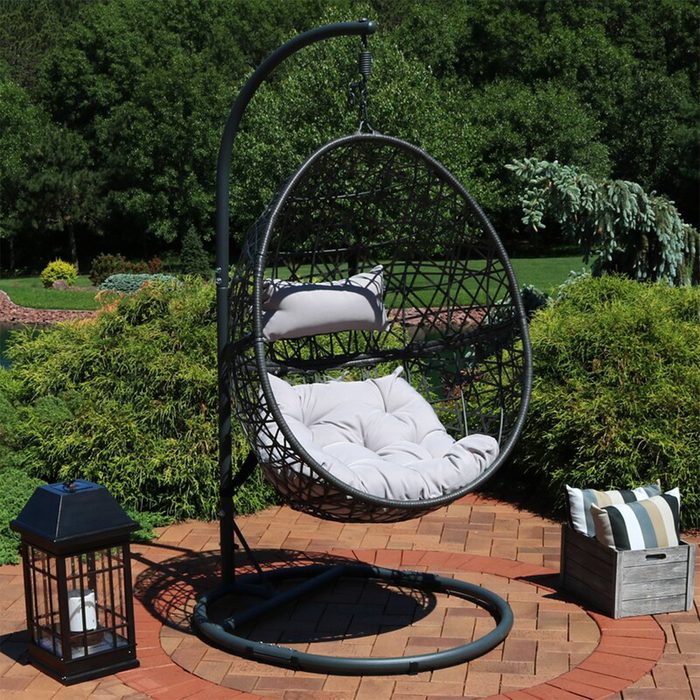 Swinging Egg Chair