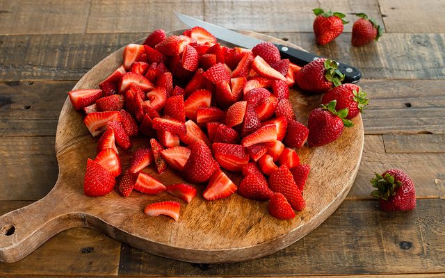 Strawberries Paletas recipe