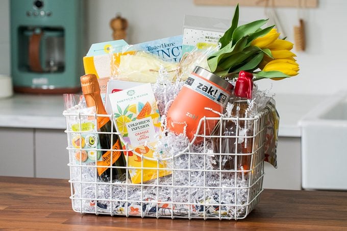 Brunch bash gift basket