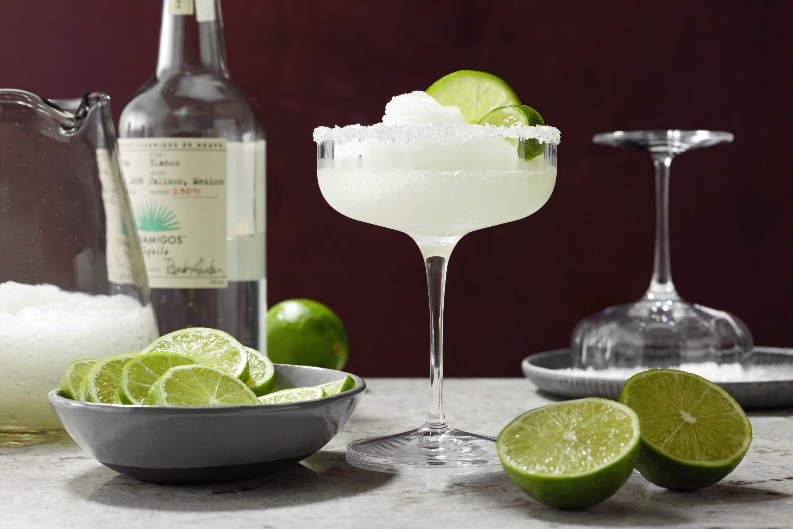 How to Make Frozen Margaritas at Home I Recipe and Tips