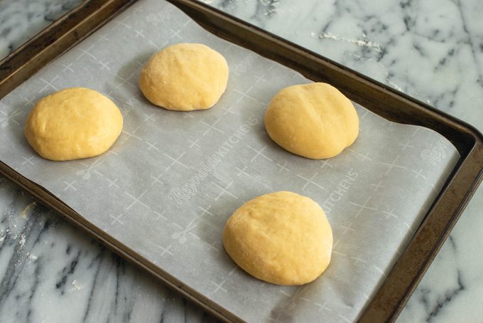 Divide Dough how to make conchas