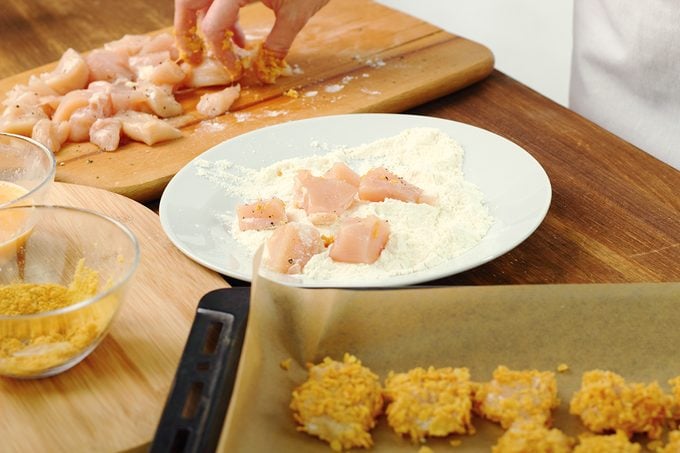 Roll Chiken Fillet In Flour