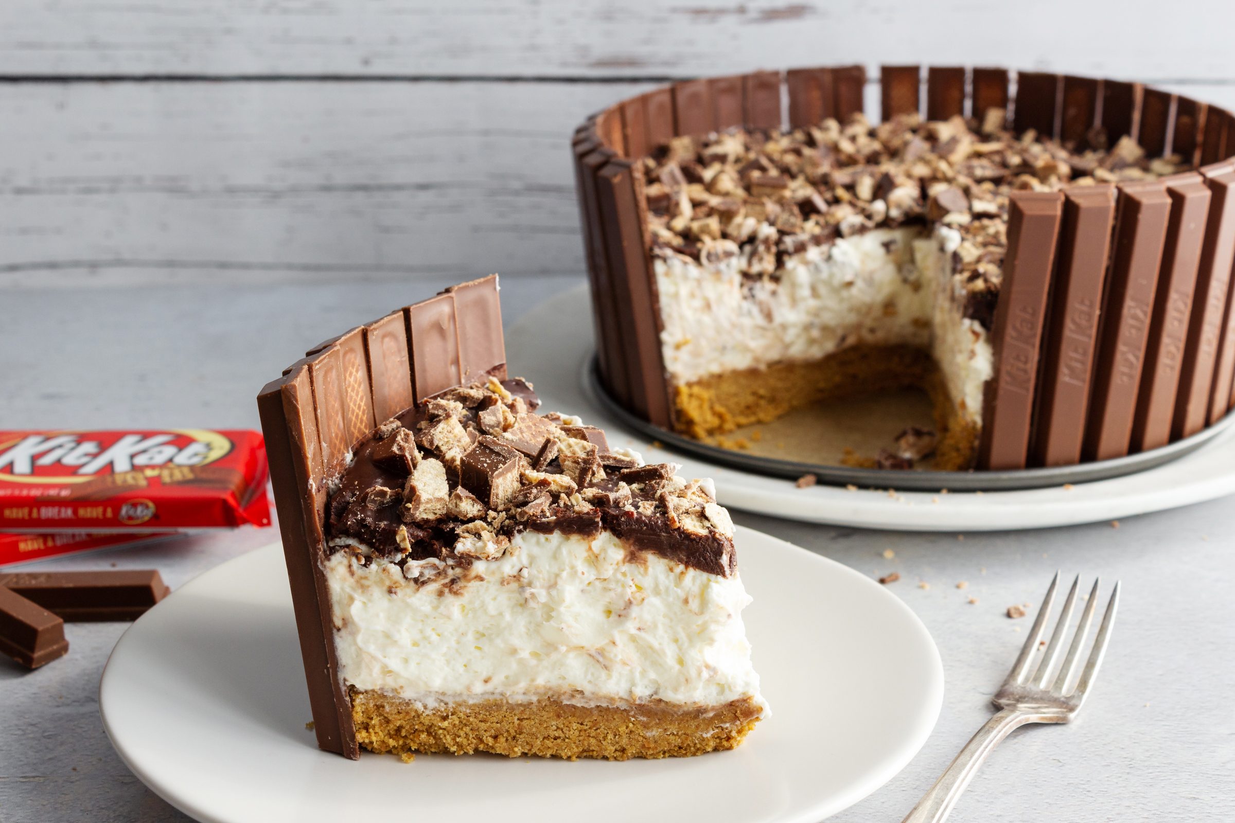 lektie Forbindelse Tålmodighed Kit Kat Cheesecake Recipe | How to Make the TikTok Kit Kat Cheesecake
