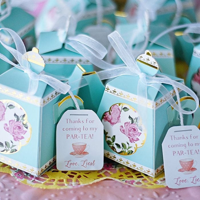 What To Put In Goodie Bags: 20 Birthday Party Favors For Adults
