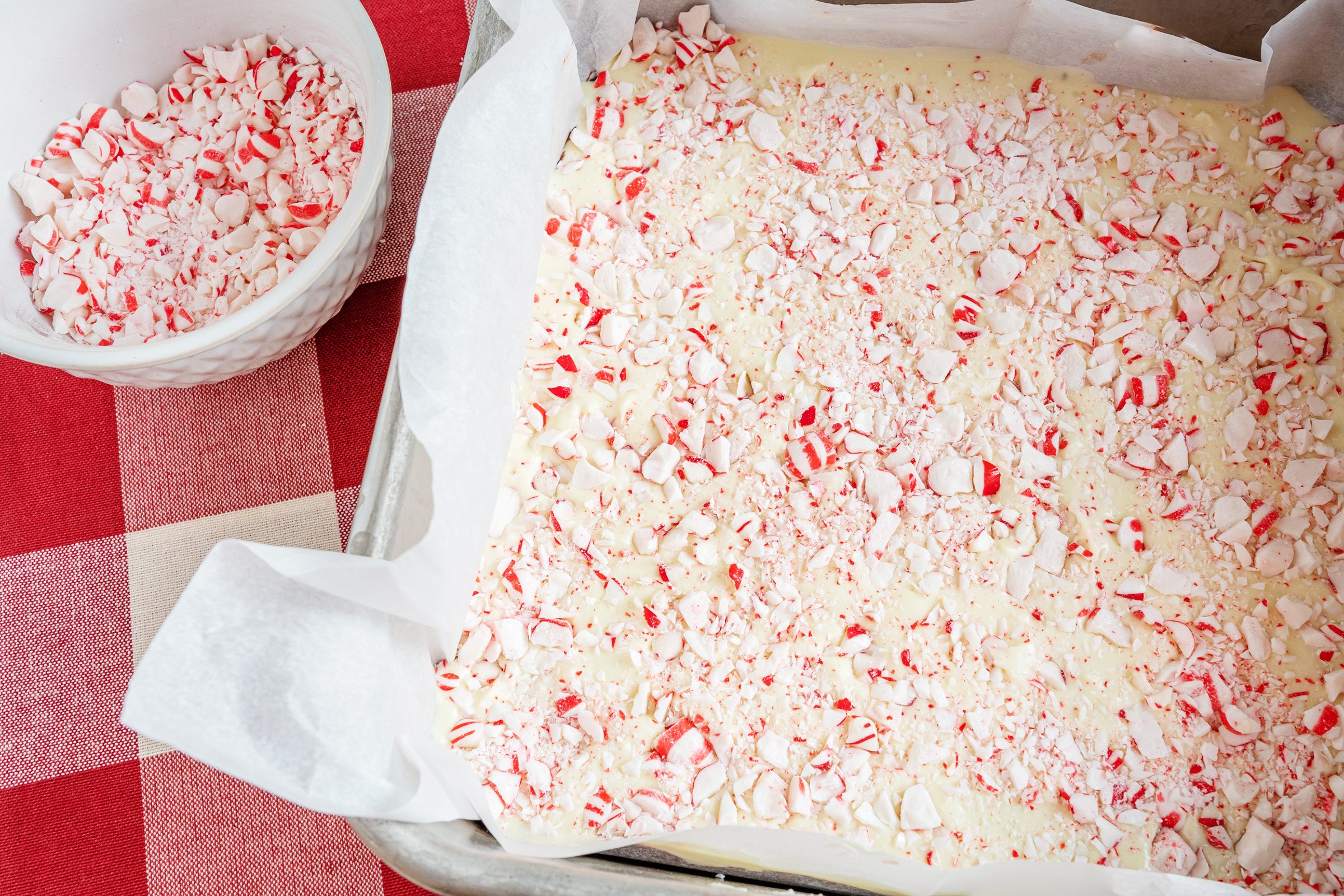 How to Make Williams Sonoma Copycat Peppermint Bark