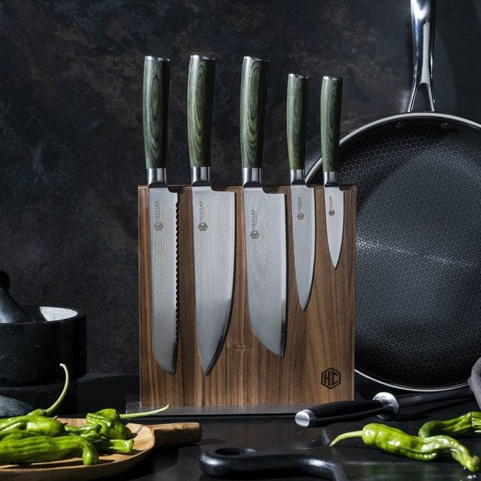 Hexclad 6pc Japanese Damascus Steel Knife Set With Magnetic Knife Block