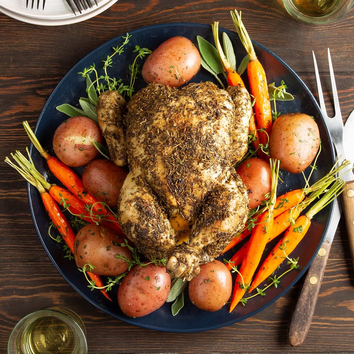 https://www.tasteofhome.com/wp-content/uploads/2022/01/Pressure-Cooker-Roast-Chicken_EXPS_FT21_233677_F_0805_1.jpg?fit=700%2C1024