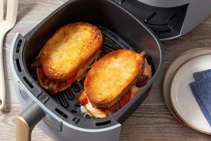 Ft23 267089 Jr 0906 4 Air Fryer Grilled Cheese Sandwiches