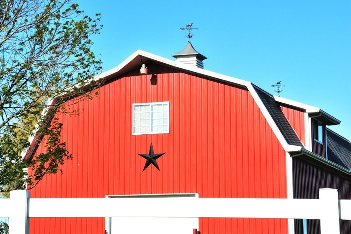 Barn Star on Red Barn
