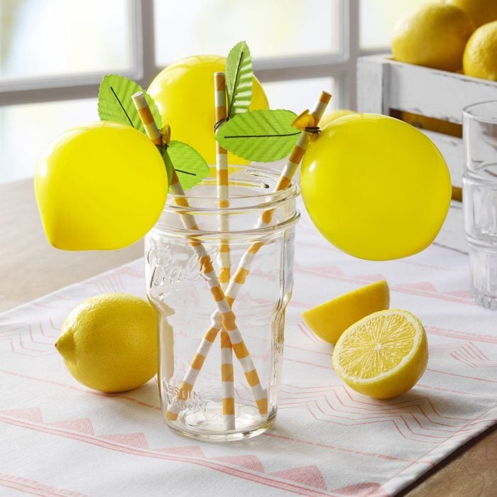 Balloon Lemons; Added Value; Craft Project; Diy; Table Decor; Copy Space