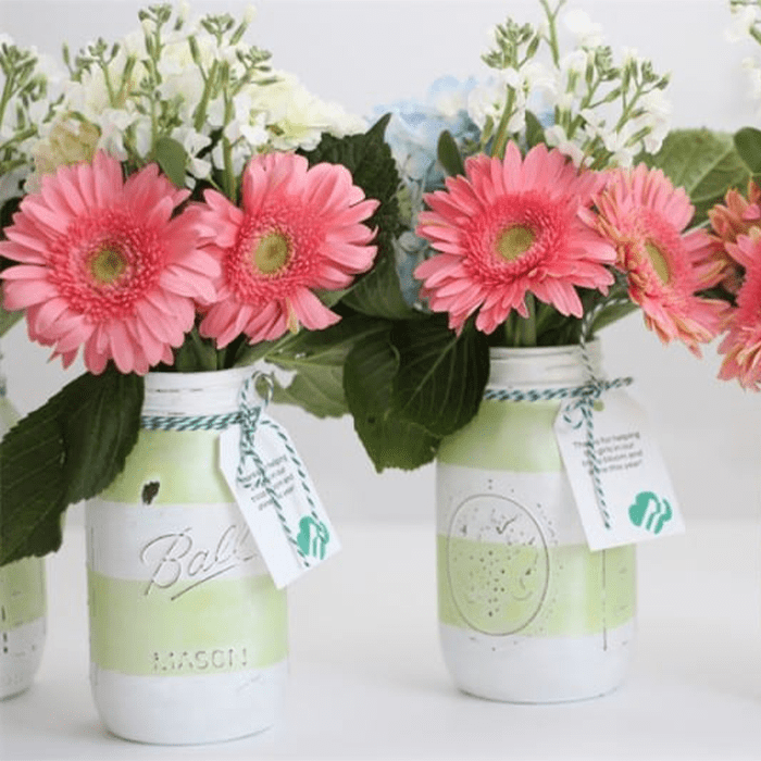 Gorgeous Mason Jar Vases Ecomm Via Realcreativerealorganized