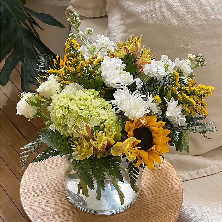 Hello Sunshine Bouquet Ecomm Via Ftd.com