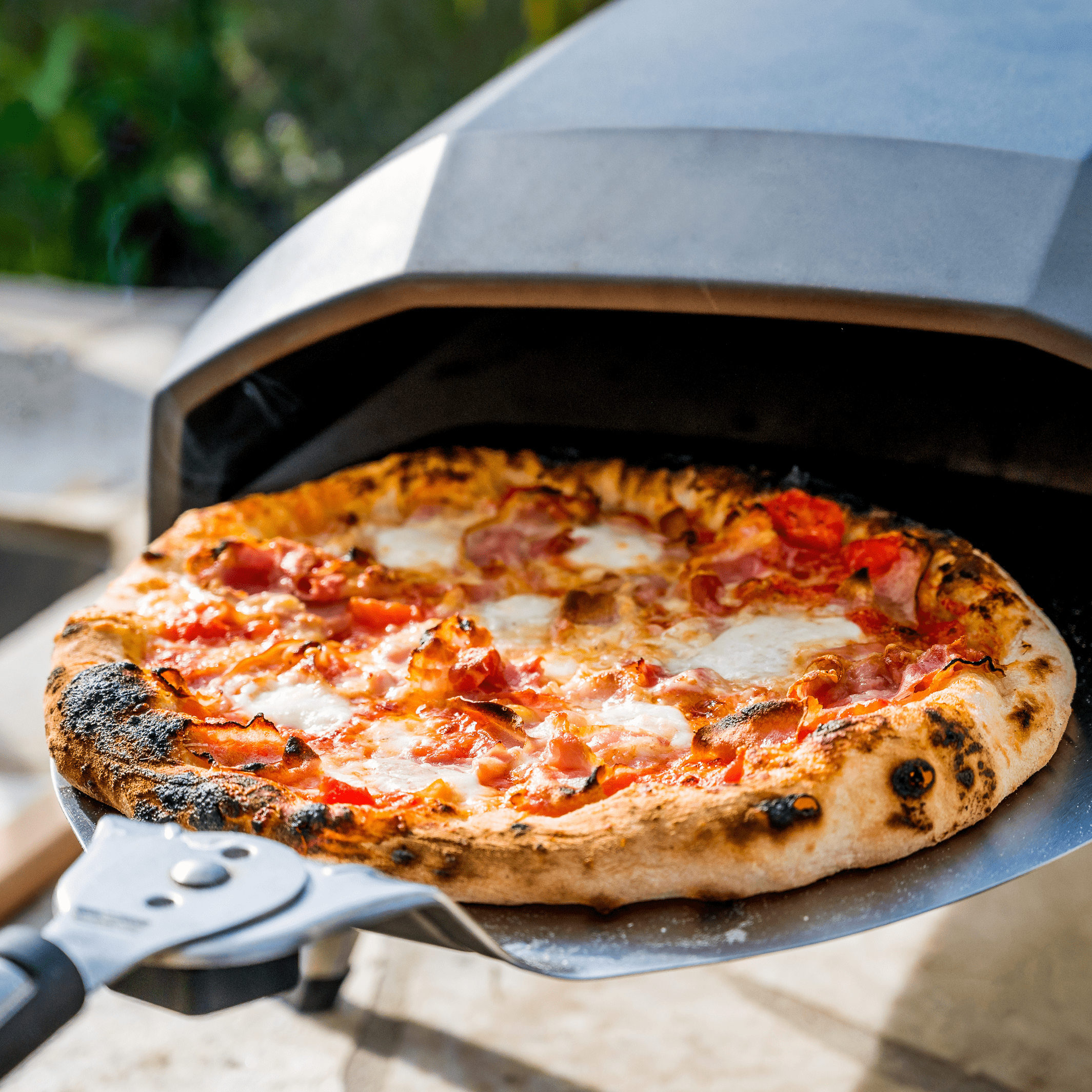 Portable Wood Pellet Home-Made Pizza Maker with 12 Square Pizza Stone Outdoor Wood Fired Pizza Oven 