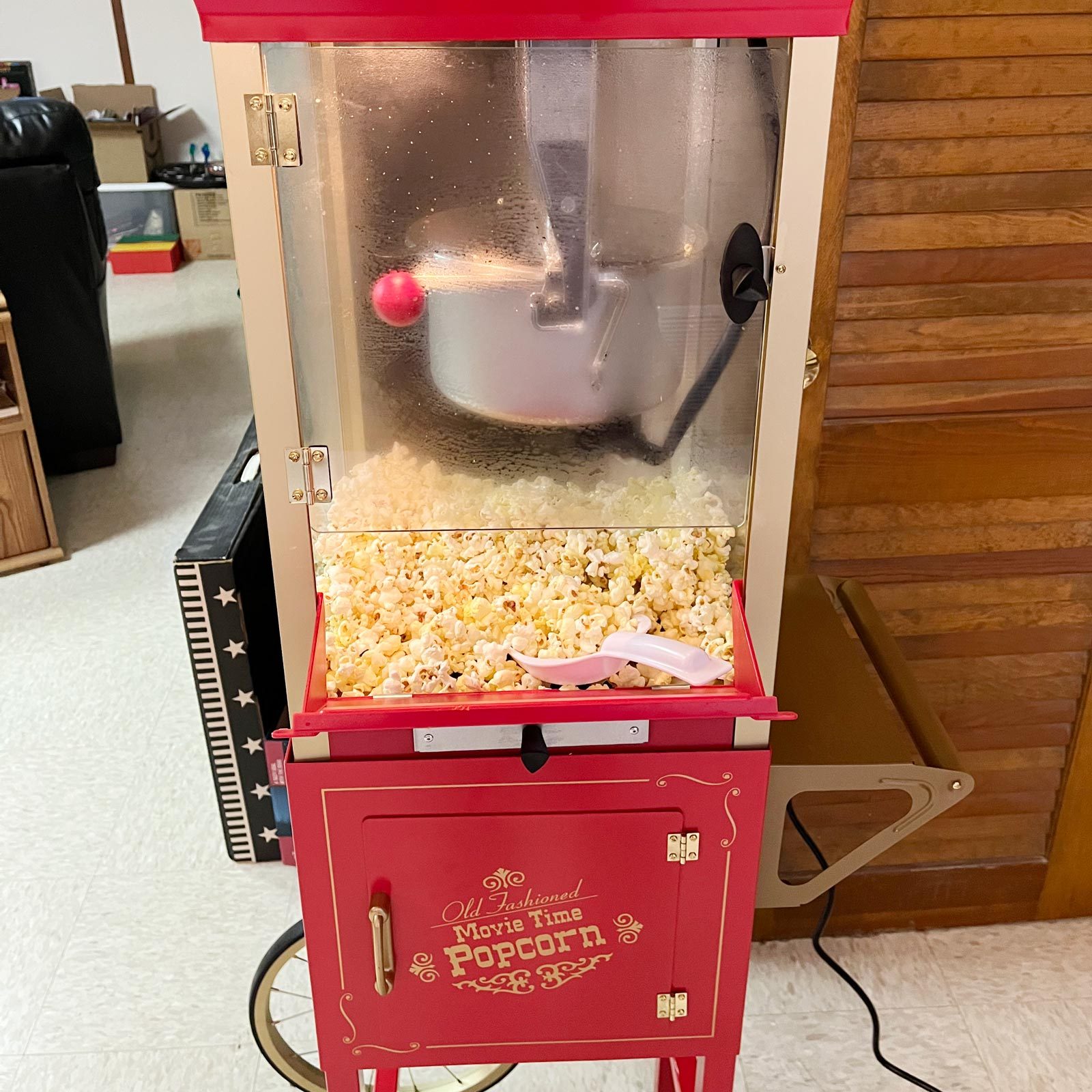 The 6 Best Popcorn Makers in 2023
