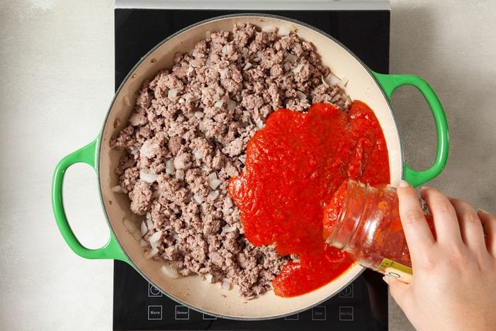 Make The Meat Sauce Filling Ft 268560 St 1017 1 Ss Edit
