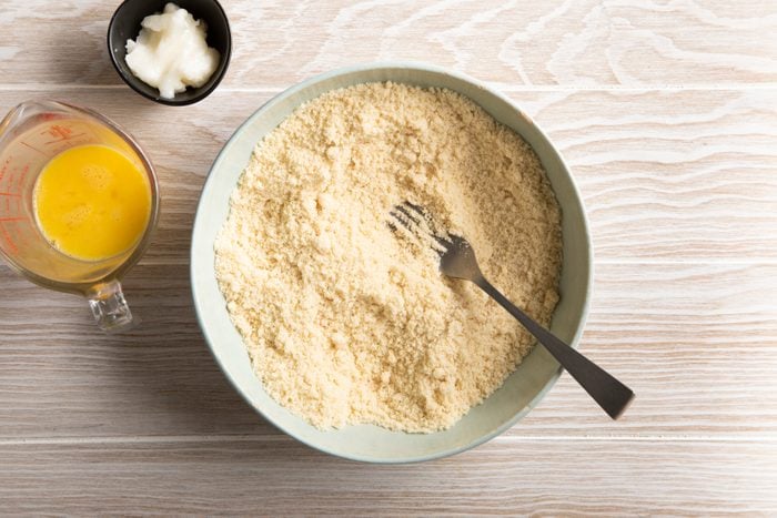 how to make an almond flour pie crust step 2
