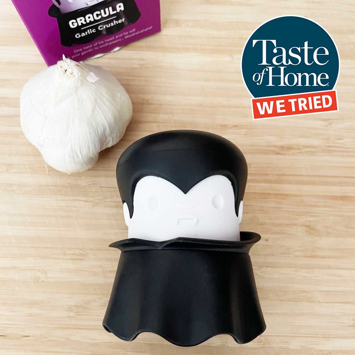 We're Obsessed with This Best-Selling Gracula Garlic Crusher