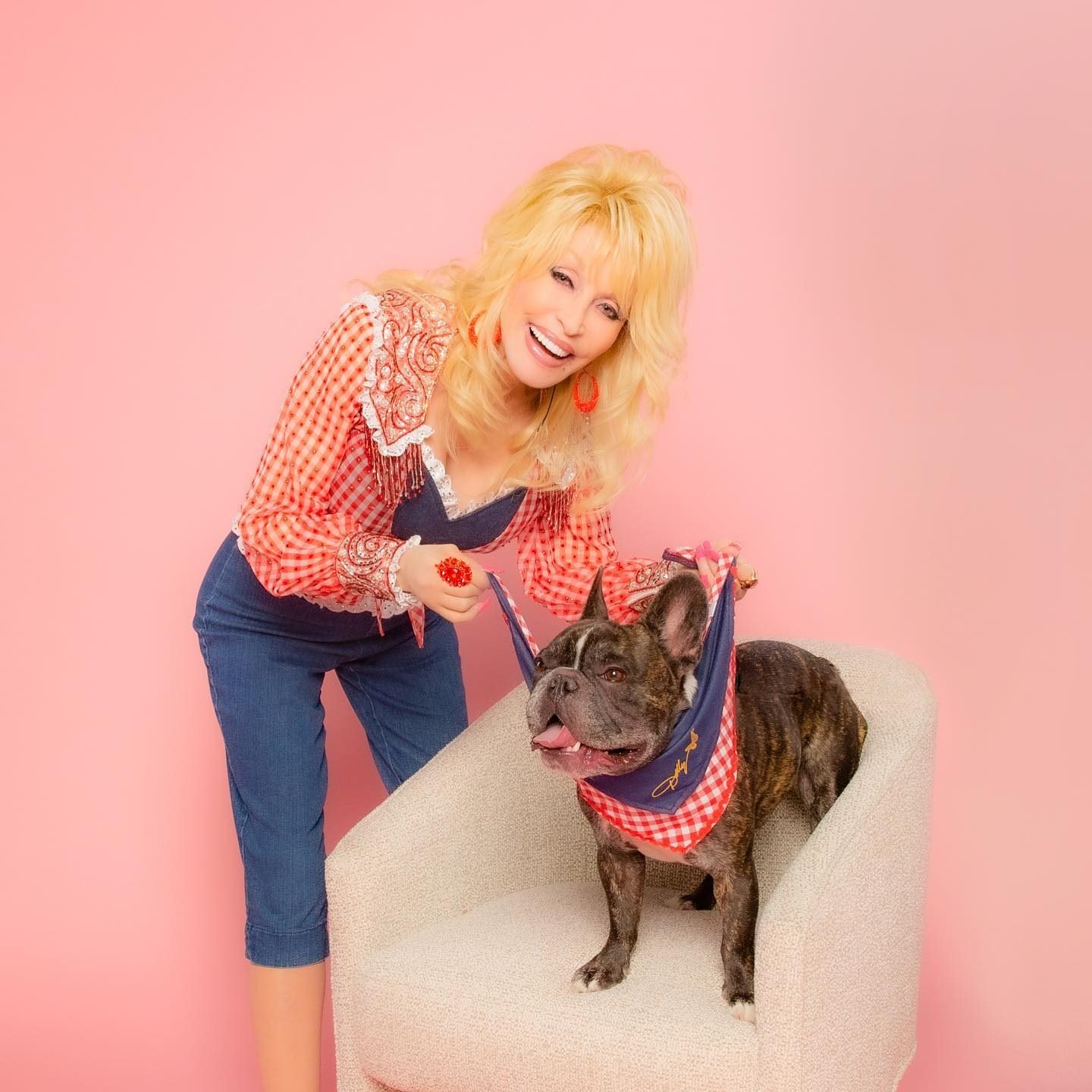 Dolly Parton Launches “Doggy Parton” Pet Accessories