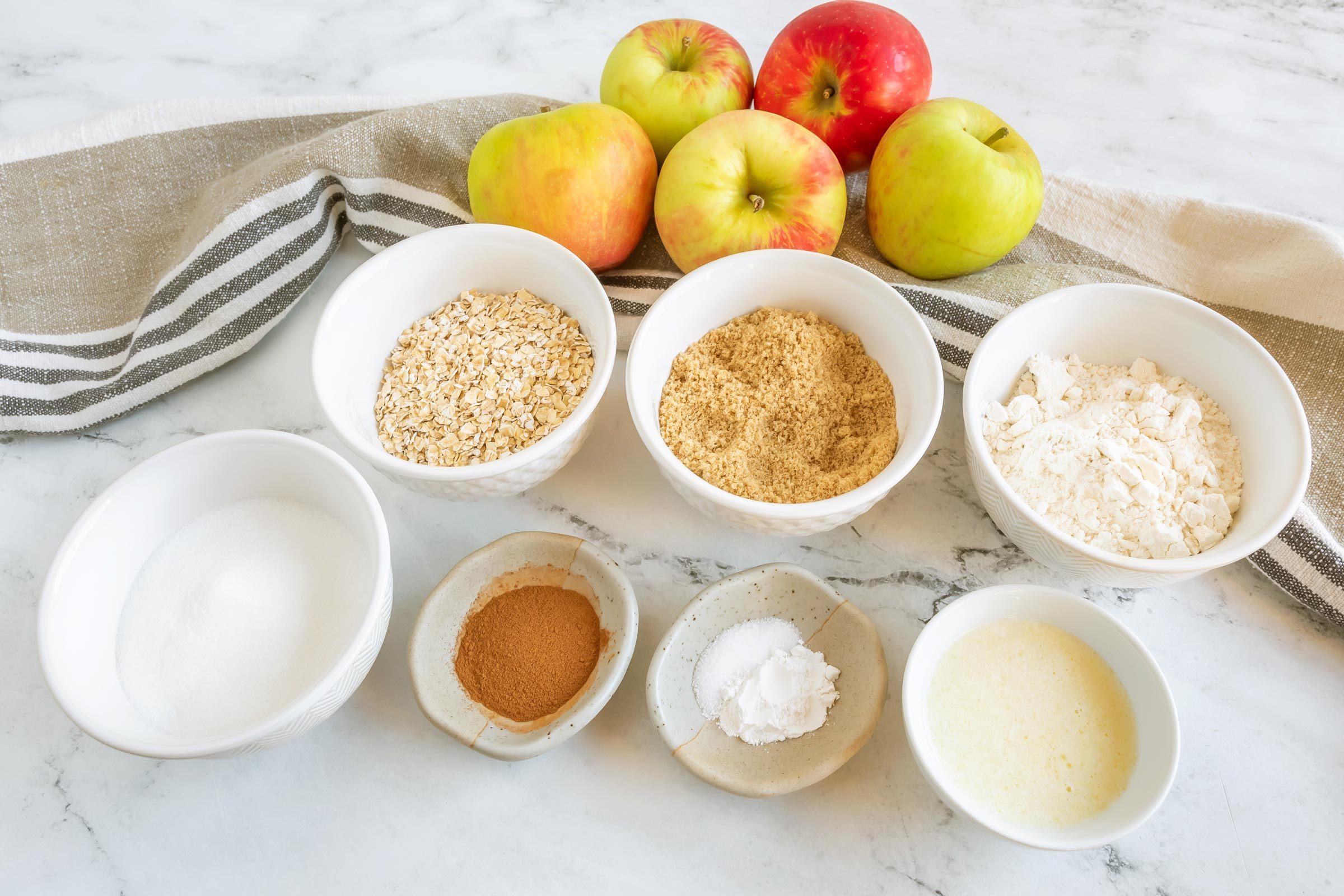 Easy Apple Crisp Recipe {Amish Apple Goodie}