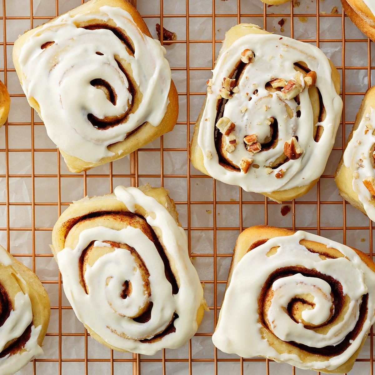 Easy Slow Cooker Cinnamon Rolls Exps Tohescodr22 258191 Dr 02 25 4b